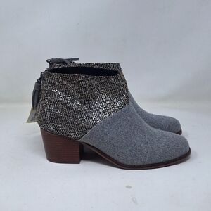 TOMS Leila booties in grey felt and shine boucle SZ 10